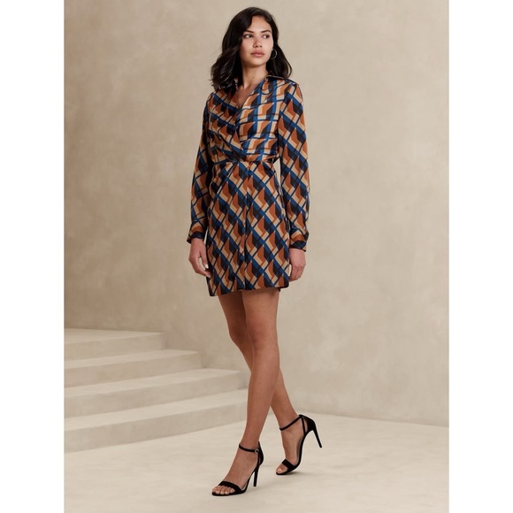 Banana Republic Satin Wrap Mini Dress in Orange Print Size 12 - Picture 1 of 14